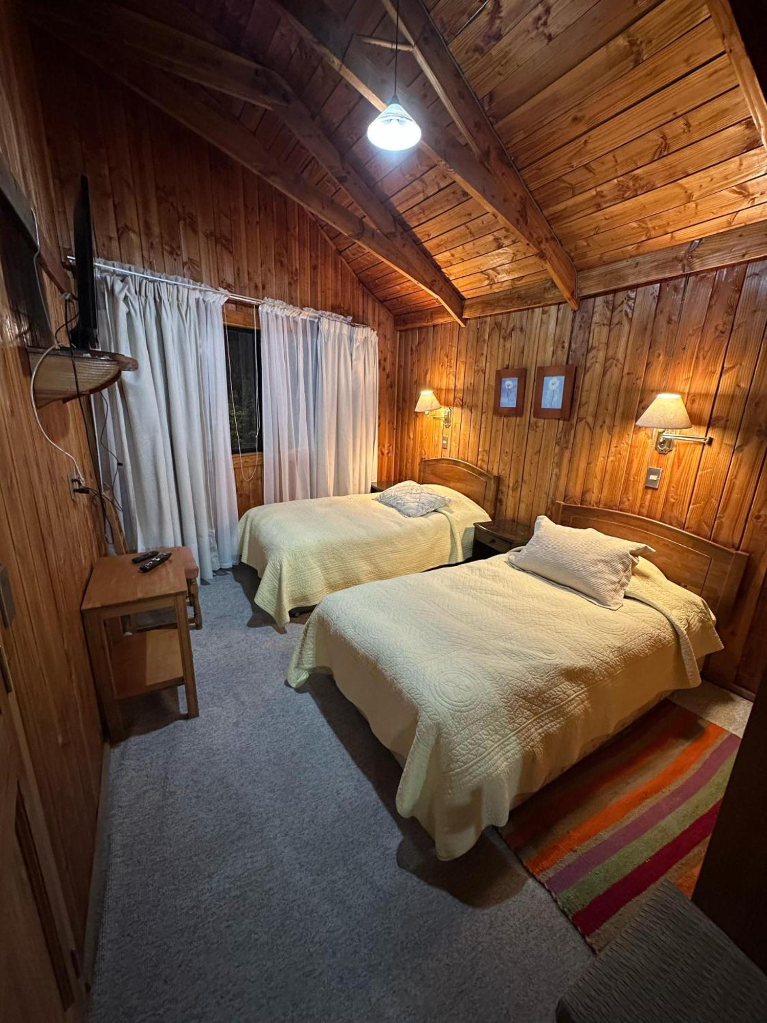 Hotel Los Maitenes Пукон Екстер'єр фото