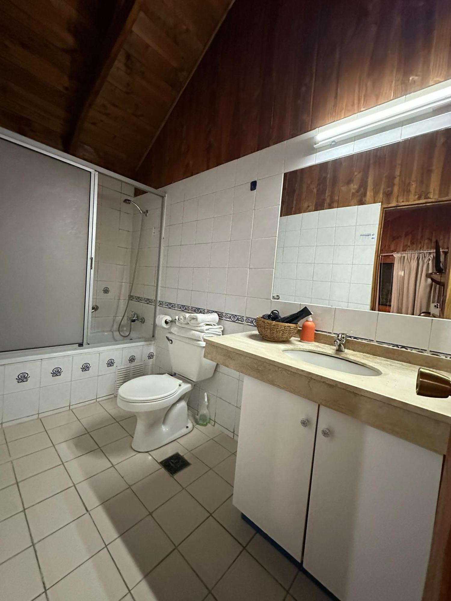 Hotel Los Maitenes Пукон Екстер'єр фото